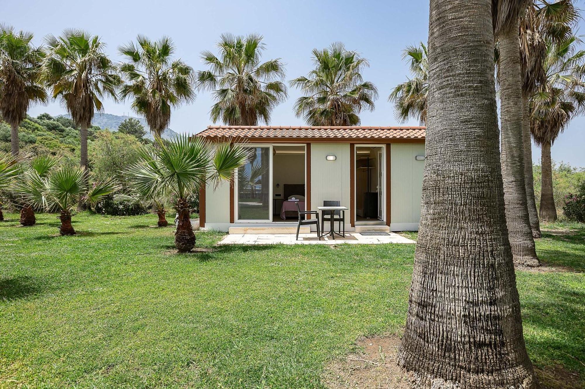 La Palma Beachfront Suites Georgioupoli Exterior foto